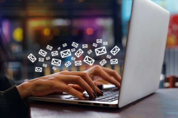 Entdecken Sie die Vorteile der E-Mail-Automatisierungssoftware